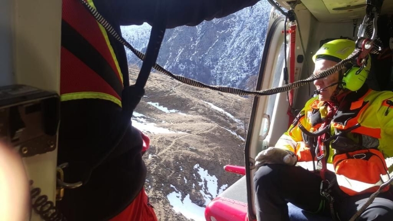VALPRATO SOANA - Scivola sul sentiero di San Besso, turista francese salvato dal soccorso alpino